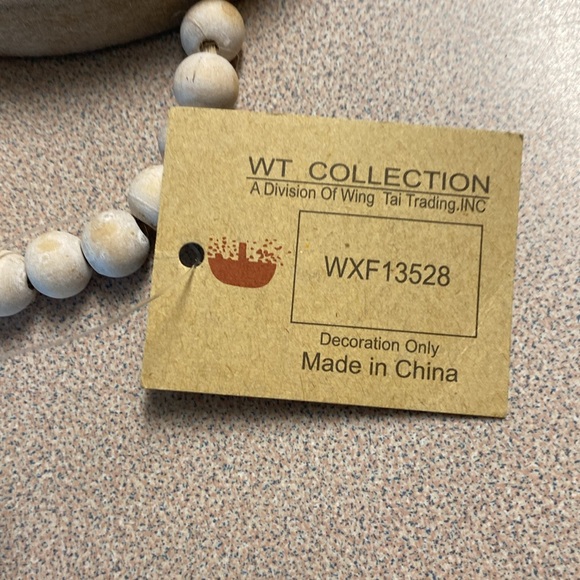 Merry ornament - Picture 5 of 5